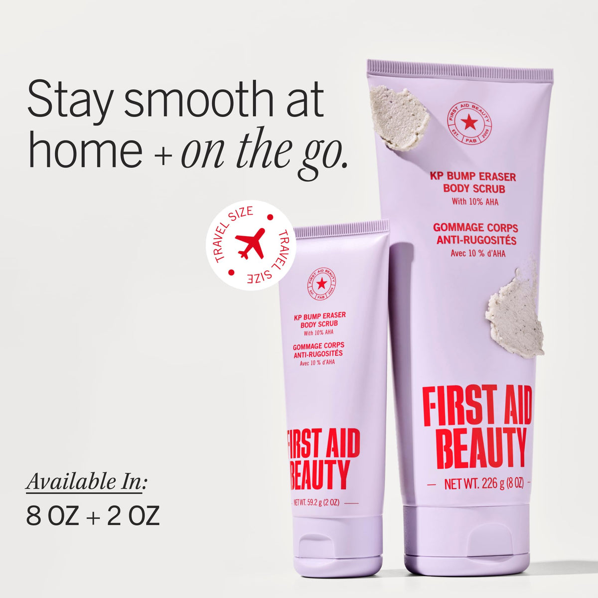 Gommage Corporel KP Bump Eraser First Aid Beauty sur une surface en marbre