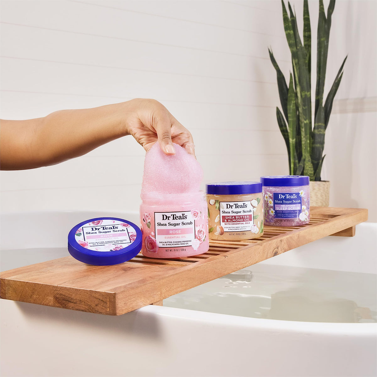 Gommage Dr Teal's au beurre de karité avec huiles essentielles