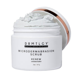 Gommage Microdermabrasion DRMTLGY 90g vue avant avec packaging