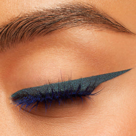 Gros plan sur la texture du Crème Gel Liner ColourPop