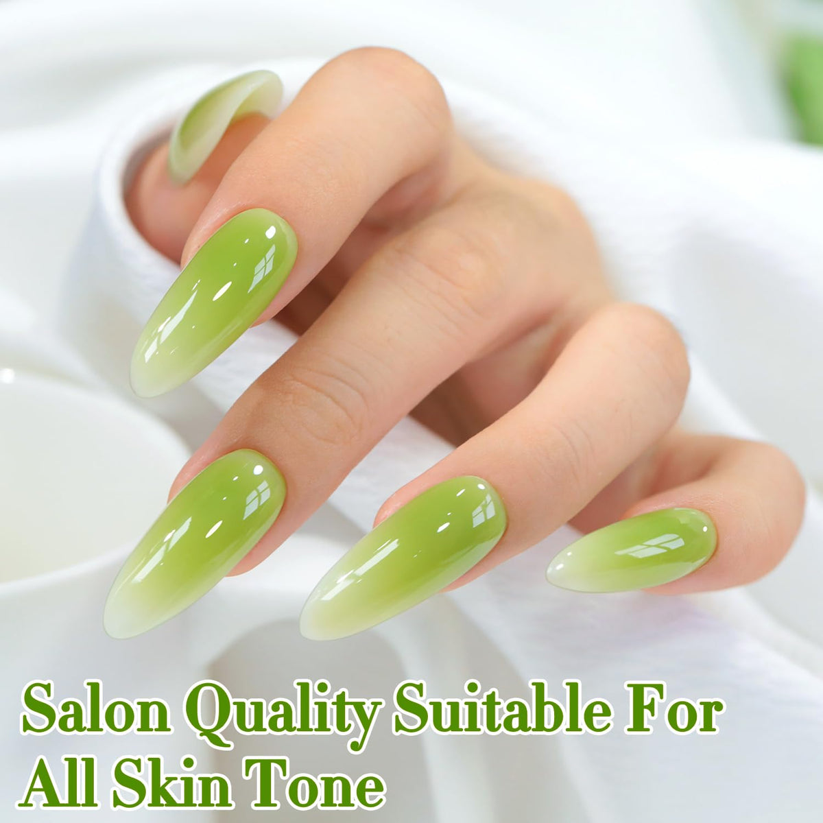 Gros plan sur le flacon de vernis gel Double Rhythm