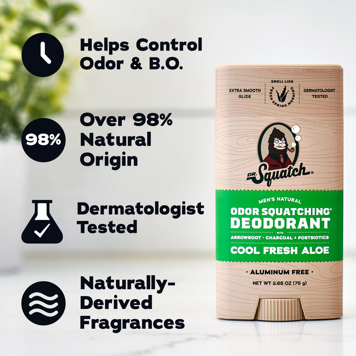 Gros plan sur le stick de déodorant Dr. Squatch