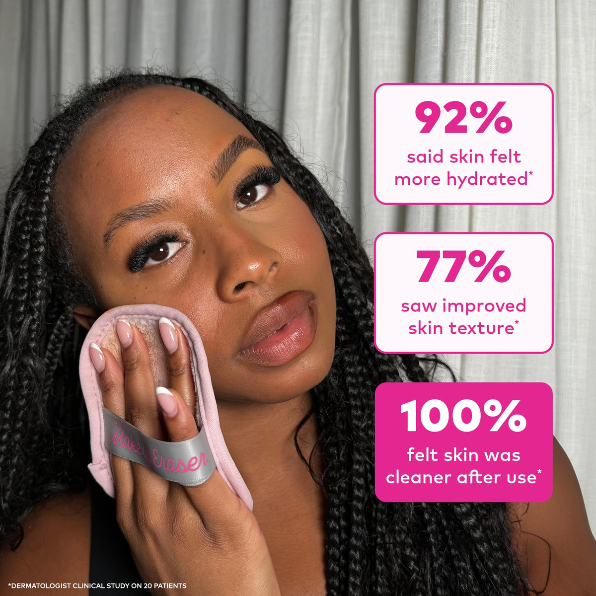 Gros plan sur le tissu doux des pads MakeUp Eraser