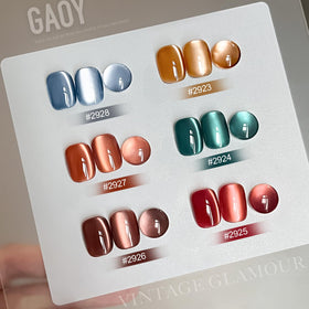 Gros plan sur le vernis gel GAOY et le magnet Cat Eye