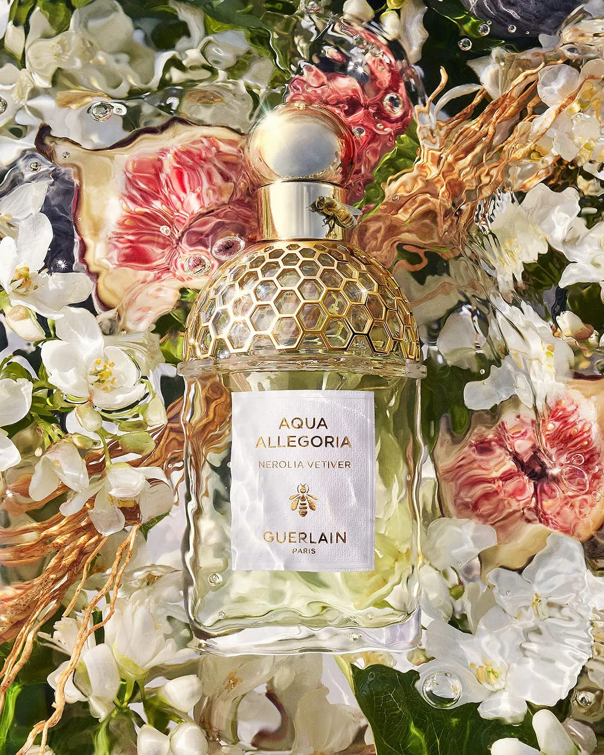 Guerlain Aqua Allegoria Nerolia Vetiver sur une surface élégante