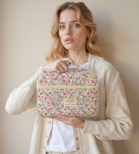 HBselect Trousse de Maquillage Matelassée avec accessoires cosmétiques à l'intérieur