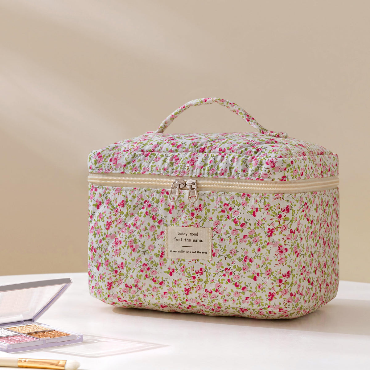 HBselect Trousse de Maquillage Matelassée avec zoom sur la fermeture éclair