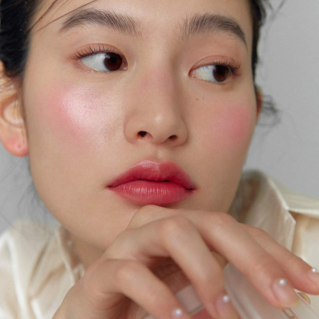 HINCE True Dimension Glow Cheek 9g blush avec échantillon de teintes