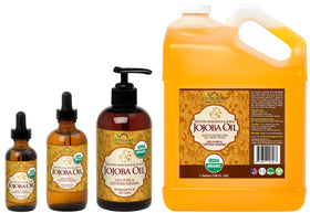 Huile de jojoba versée sur une cuillère