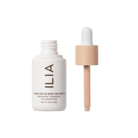 ILIA Super Serum Skin Tint SPF 40 Balos ST3 30 ml contenant et bouchon