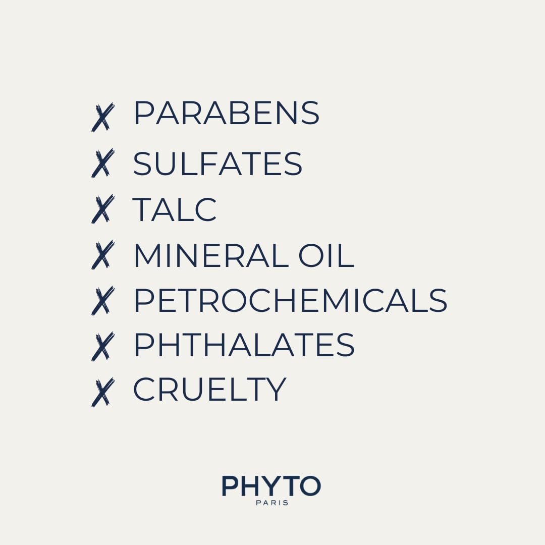 Image d'un utilisateur prenant PHYTO Phytophanère avec de l'eau