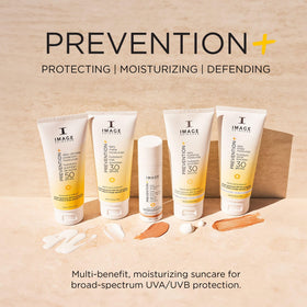 IMAGE Skincare Crème Hydratante Matifiante SPF 30 120g avec d'autres produits de soin