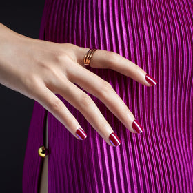 imPRESS Faux Ongles Press-On 'This City' Rouge en situation