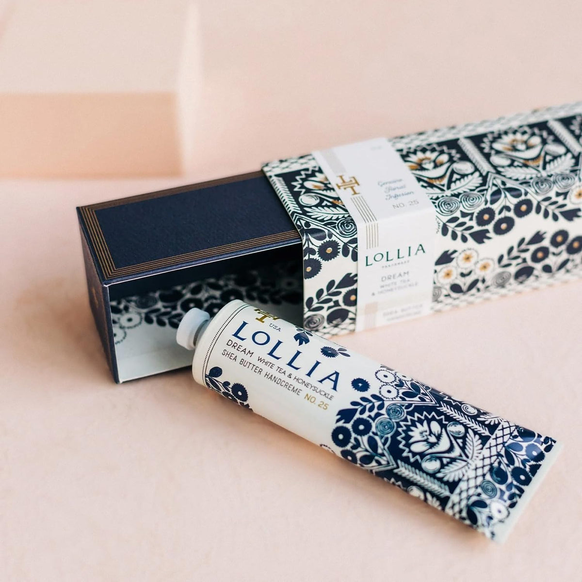Ingrédients naturels de la crème pour les mains LOLLIA Dream