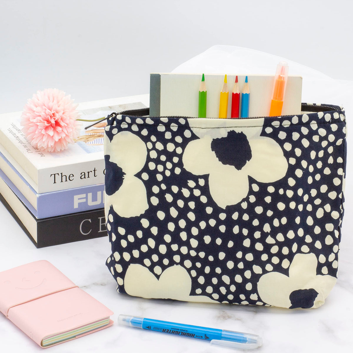 Intérieur du sac de maquillage PAZIMIIK en tissu doux