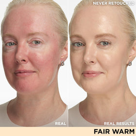 IT Cosmetics CC+ Nude Glow fond de teint avec applicateur sur peau