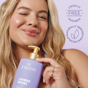Jergens Crème Corps Lavender Dreams 472g avec son packaging