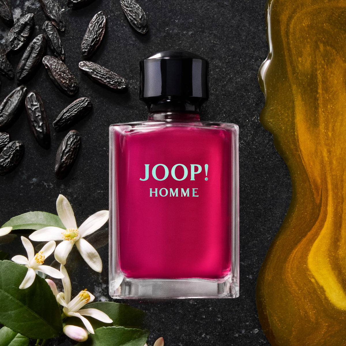 Joop! Homme Eau de Toilette 125 ml sur une surface élégante
