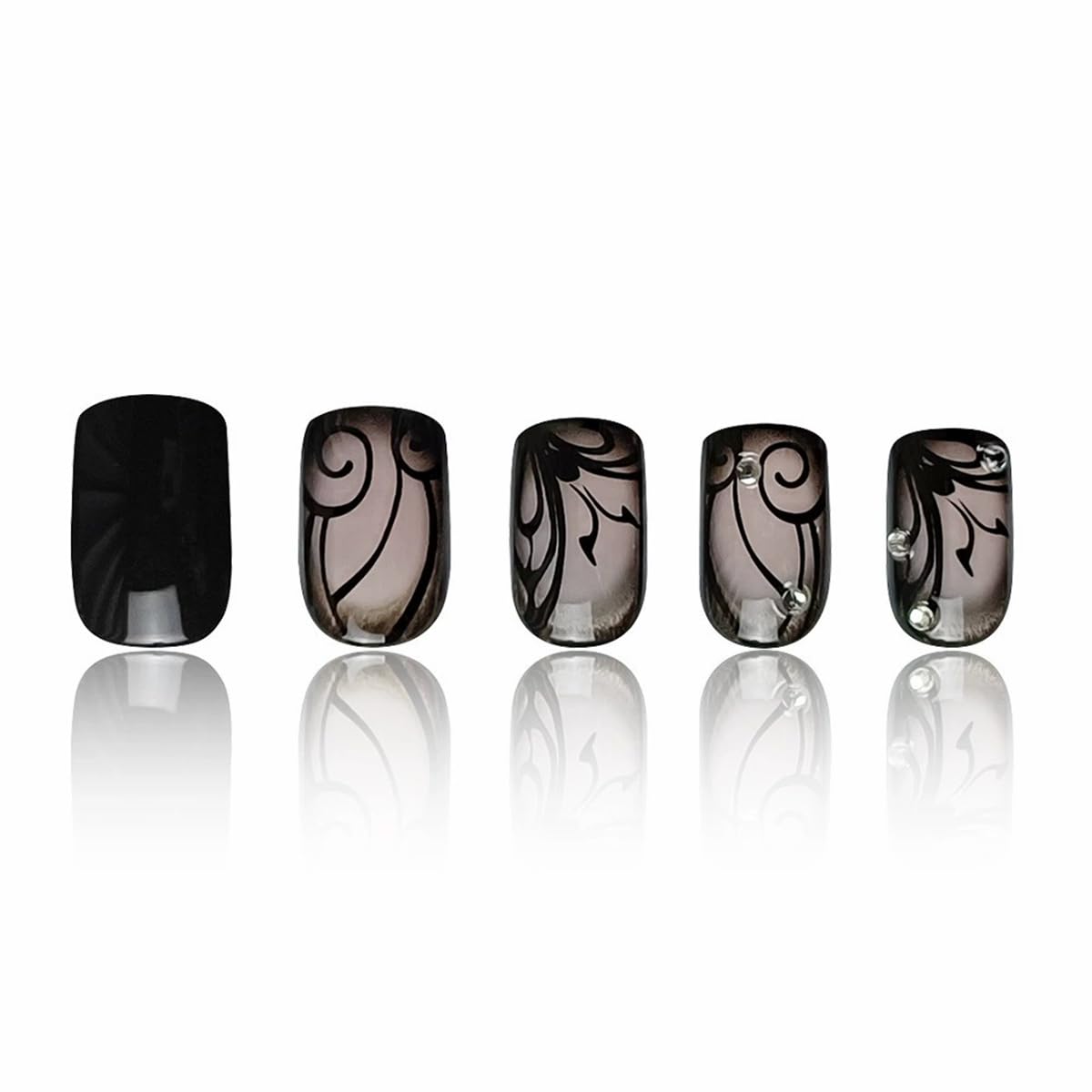 juggssa Faux Ongles Pressés appliqués sur des mains féminines