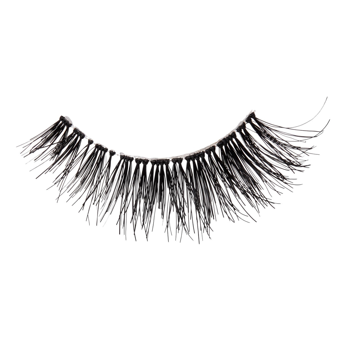 KISS Faux Cils Pompadour 16mm sur fond neutre