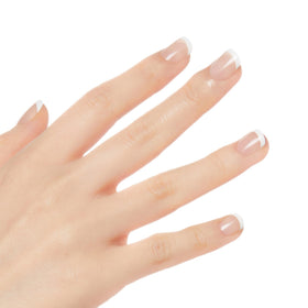 KISS Faux Ongles Pressés 'Crush Hour' en position sur un support