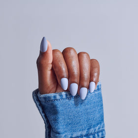 KISS Press On Nails Flee Bleu faux ongles en forme d'amande
