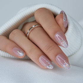 Kit complet avec colle, onglets adhésifs et lime à ongles