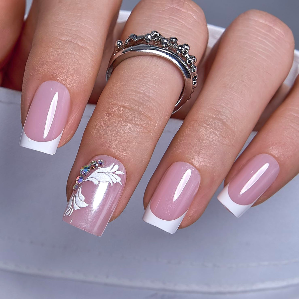Kit CurvLife Faux Ongles Press On Carrés Petal Shine avec accessoires