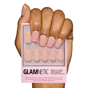 Kit d'ongles press-on Glamnetic avec 30 pièces, vue de face
