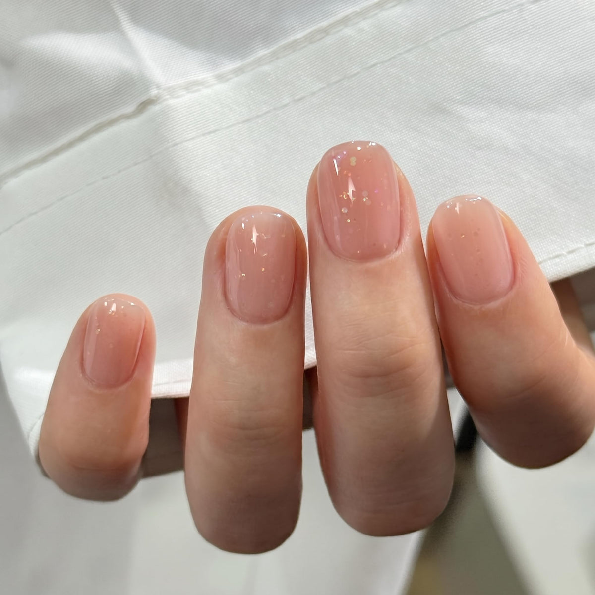 Kit de faux ongles CurvLife extra courts carrés en gel souple, vue de face