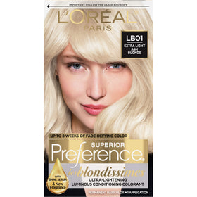 Kit de teinture cheveux L'Oreal Paris LB01 Blond Cendré Extra Clair vue de face