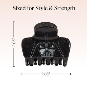 Kitsch pince à cheveux Darth Vader en détail sur fond neutre
