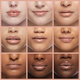 Kopari gloss à lèvres hydratant teinte nude Birthday Suit texture sur main