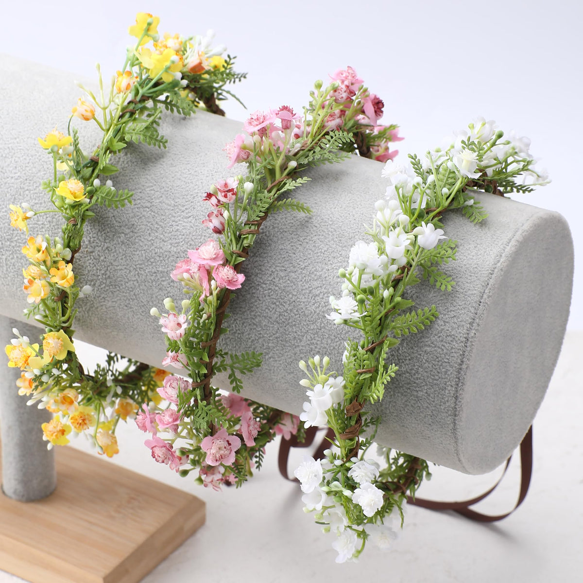 KorViSHOW Couronne de Fleurs Boho Rose ajustable sur une table