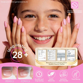 krofaue faux ongles enfant en train d'être appliqués