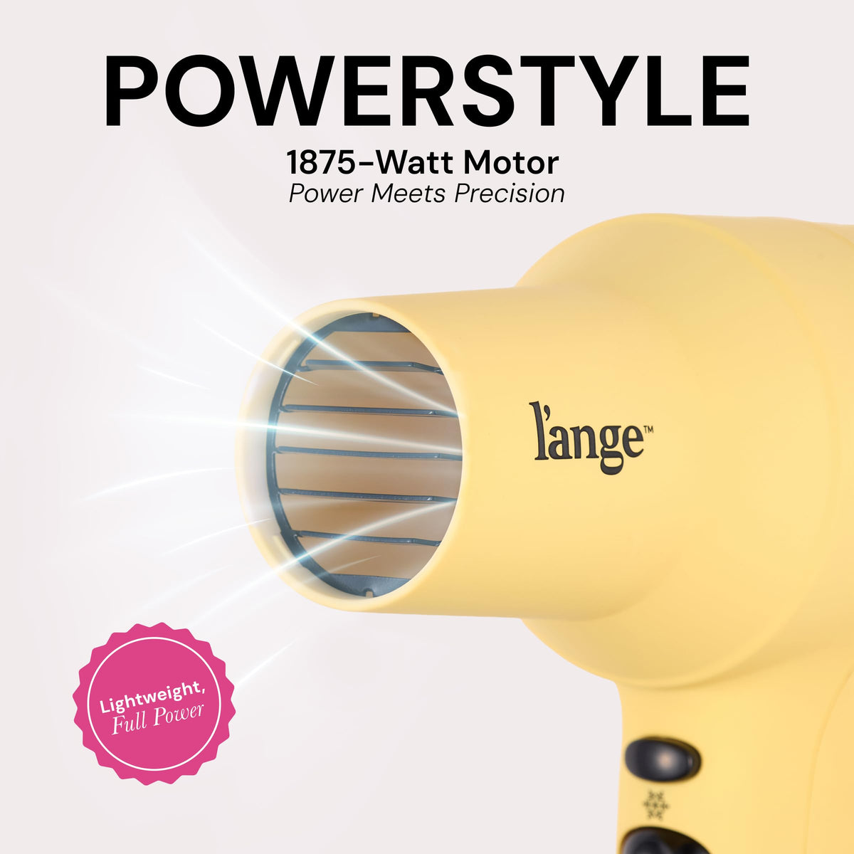 L'ANGE HAIR Sèche-cheveux Turbo Ionique 1875W en utilisation avec des cheveux longs