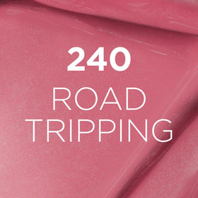 L'Oreal Paris Rouge à Lèvres Liquide Mat Route 240 en situation de maquillage