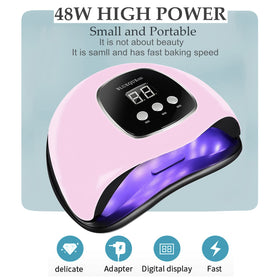 Lampe UV BIGBEAR 48W en fonctionnement avec mains à l'intérieur