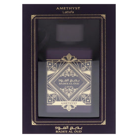 Lattafa Bade'e Al Oud Amethyst Eau de Parfum dans son emballage
