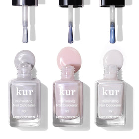 LONDONTOWN kur Concealer à Ongles Illuminant à côté de fleurs