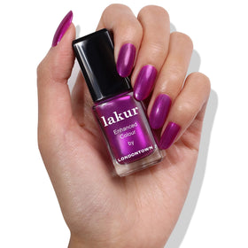 LONDONTOWN Vernis à Ongles Let's Dance! en utilisation avec d'autres produits de manucure