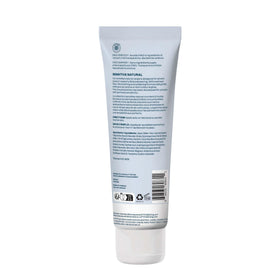 Lotion corporelle ATTITUDE SENSITIVE 271g à côté d'autres soins de la peau