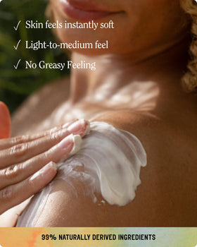 Lotion Corps Classique California Naturals sur une table en bois