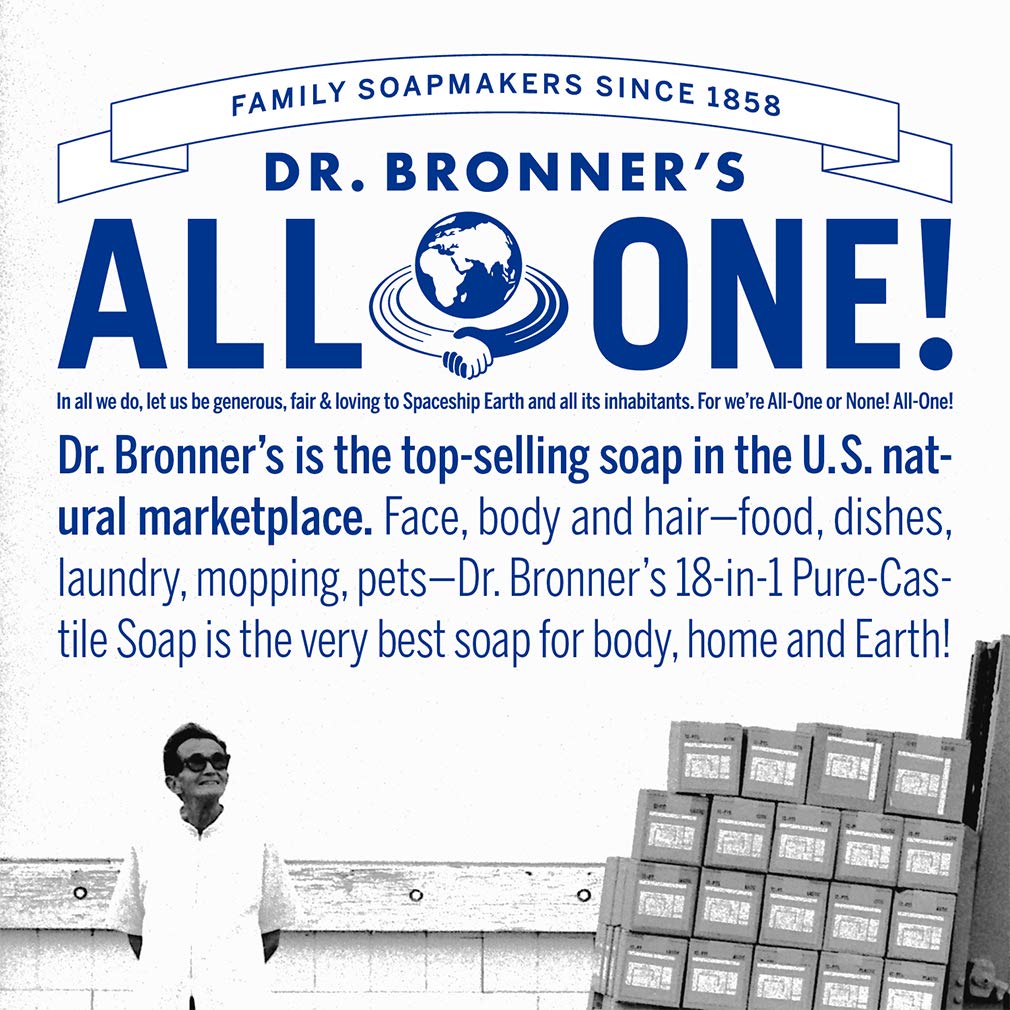 Lotion Dr. Bronner's avec des ingrédients naturels en arrière-plan