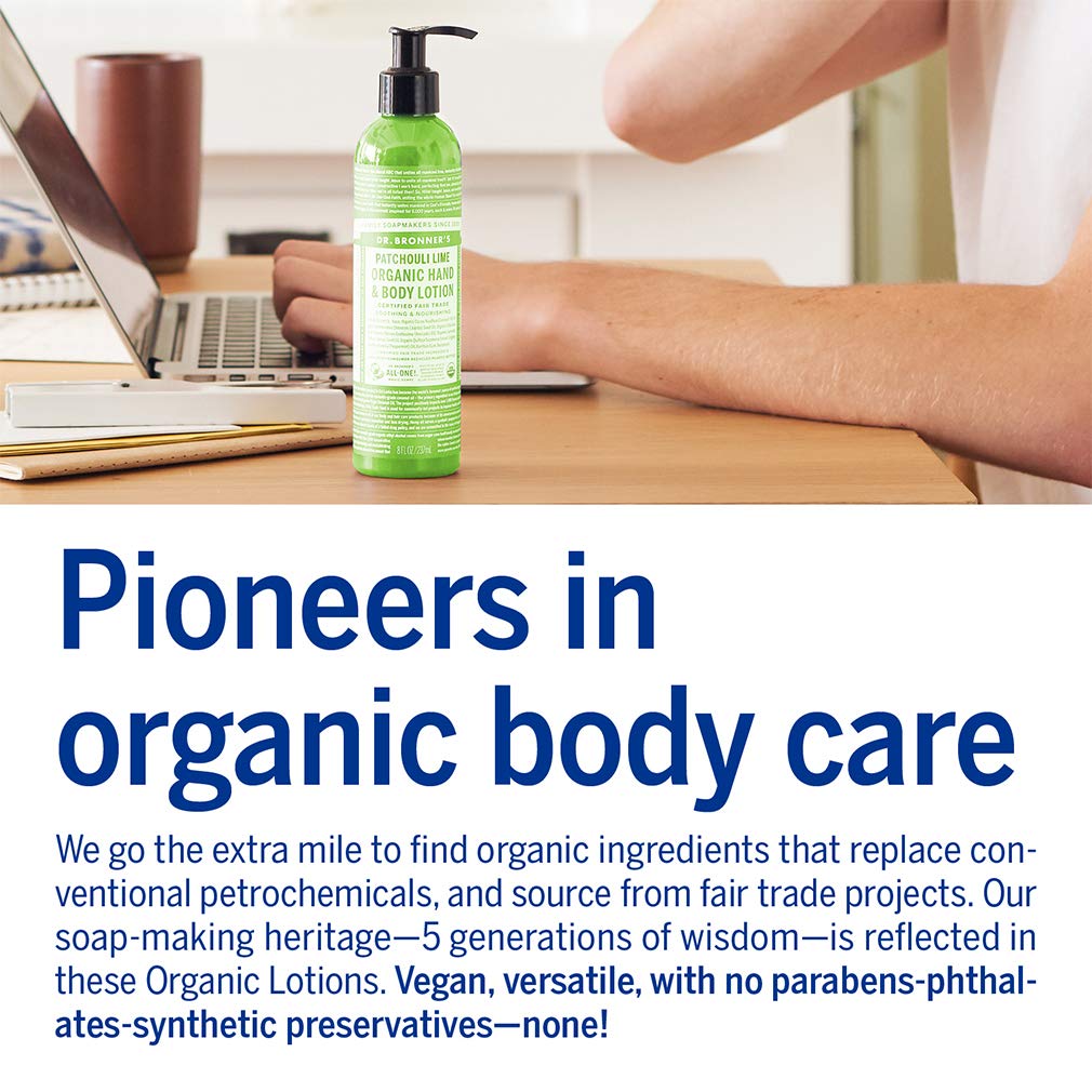 Lotion Dr. Bronner's Patchouli Lime sur une surface en bois