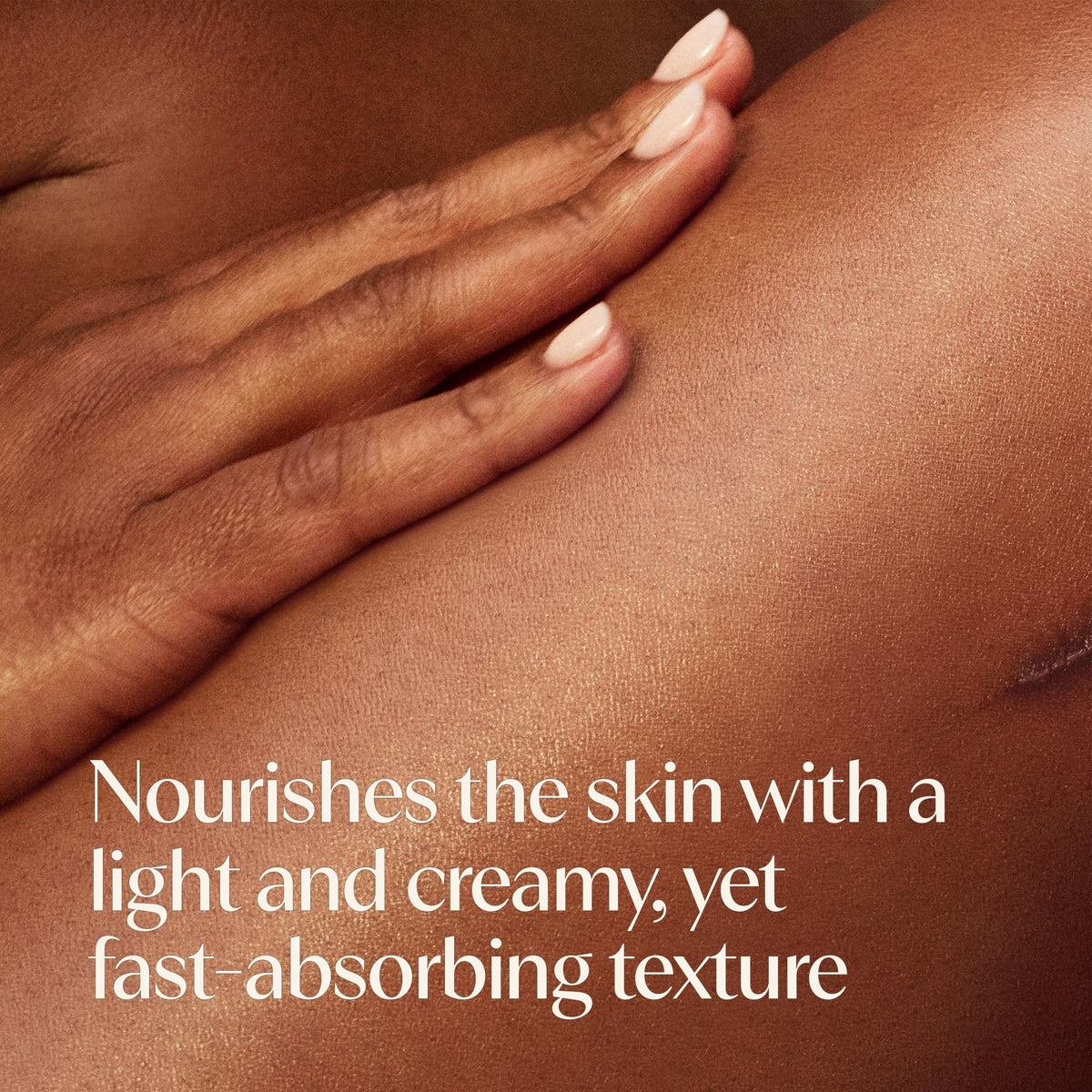 Lotion hydratante aveeno au lavande sur une surface en bois