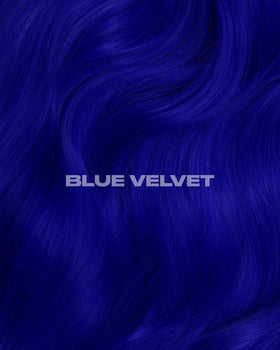 Lunar Tides coloration cheveux bleu marine avec sous-tons violets
