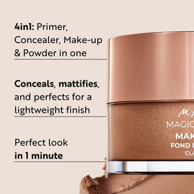 M. Asam Magic Finish Mousse Maquillage 30 ml en application sur la main