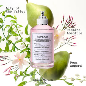 Maison Margiela Replica Springtime In A Park 100ml sur une table