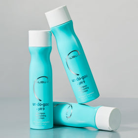 Malibu C Un-Do-Goo Shampoo Clarifiant 320g action sur cheveux